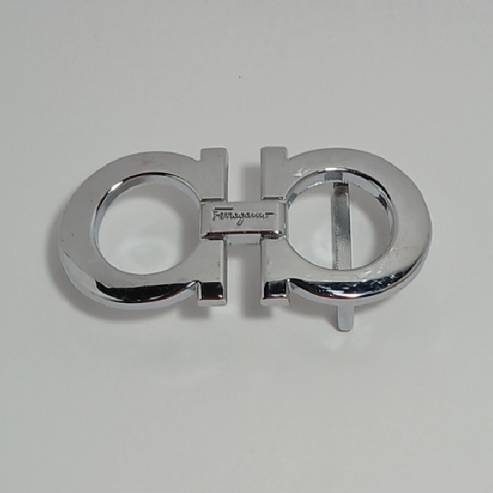 Salvatore Ferragamo Silver Gancini Buckle